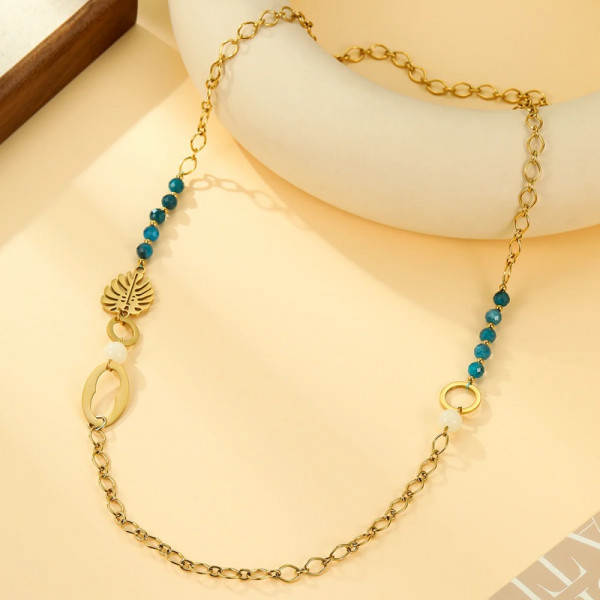 Collier Sautoir Chaîne Dorée et Pendentif Feuille Tropicale - 1
