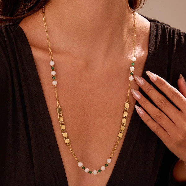 Collier Sautoir Chaîne Dorée Perles Vertes et Blanches, Pampilles Rondes - 2