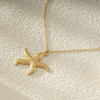Collier Chaîne Fine Dorée Avec Étoile De Mer Sculptée - 2