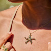 Collier Chaîne Fine Dorée Avec Étoile De Mer Sculptée - 3