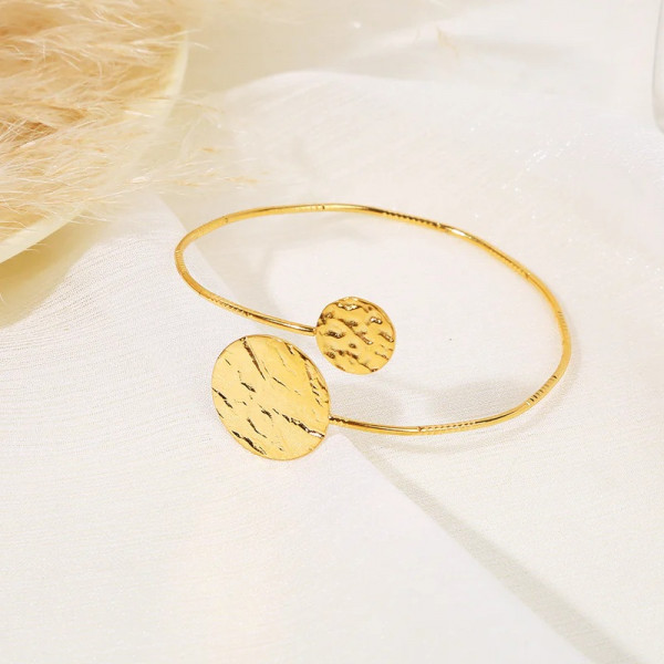 Bracelet Jonc Doré Ajustable Croisé à l’Avant avec Cercles Effet Vague - 1