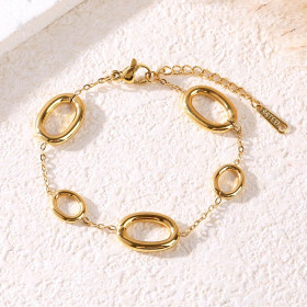 Bracelet chaîne dorée avec 5 anneaux ovales - 1