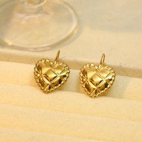 Boucles d'Oreilles Dormeuses Cœurs - 1
