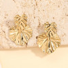 Boucles d'Oreilles Dorées Double Feuilles Ondulées Brillantes