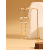 Boucles d'Oreilles Pendantes Dorées Avec Strass, Chaînes Fines et Perles Naturelles - 2