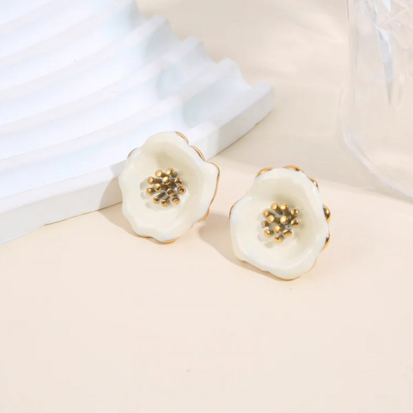 Boucles d'oreilles puces fleur émaillée blanche - 1