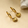 Boucles d'oreilles dorée mini créole cœur gravé - 1