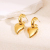 Boucles d'oreilles dorées mini anneaux épais avec pendentifs coeurs - 1
