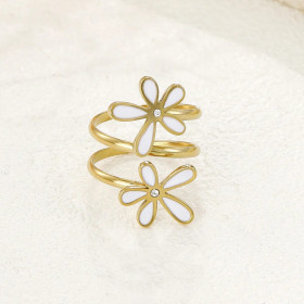 Bague dorée spirale double fleurs blanches - 1