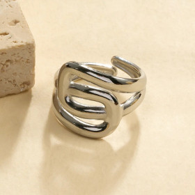 Bague Argentée ajustable Carré Ondulé au Design Contemporain - 1
