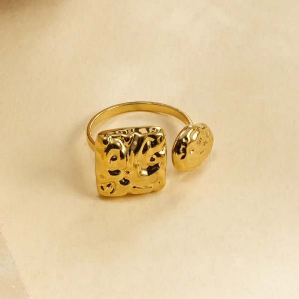Bague ajustable Dorée Martelée Duo Carré et Rond Ouverts - 2