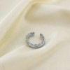 Bague ajustable Argentée Ouverte Bande Brillante Et Fils Gravés Tressés - 2