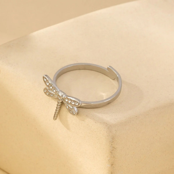 Bague Argentée Ajustable Libellule Finement Détaillée - 2
