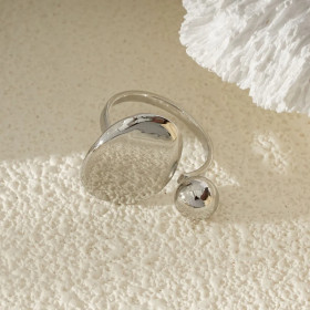 Bague Argentée Ouverte Avec Sphère Et Disque - 1