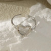 Bague Argentée Ajustable Fin Anneau Avec Cœur Creux Poli