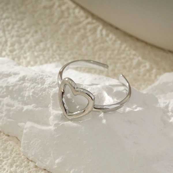 Bague Argentée Ajustable Fin Anneau Avec Cœur Creux Poli - 2