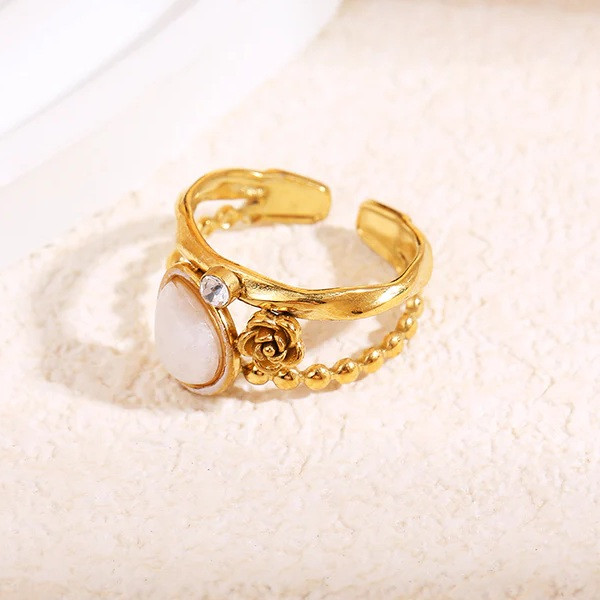 Bague dorée ajustable fleur strass et pierre goutte blanche - 1