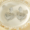 Boucles d'oreilles argentées pendantes grand cœur Ex-Voto bombé texturé - 1