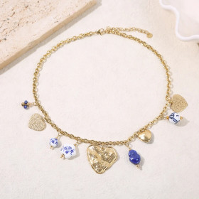 Collier chaîne dorée pendentifs bleus grande plaque cœur martelé - 1