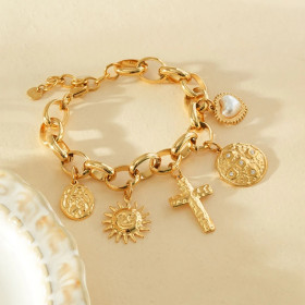 Bracelet chaîne doré pendentifs martelés croix, soleil et cœur - 1