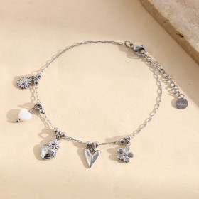 Bracelet argenté chaîne fine pendentifs cœurs lisse et blanche - 1