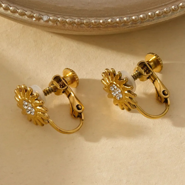 Boucles d'Oreilles à Clips Dorées Avec Motif Fleur Et Strass - 1