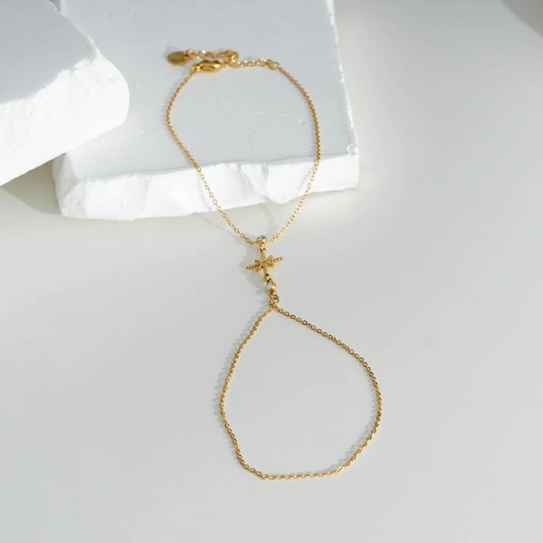 Bracelet main doré avec chaîne étoile - 2