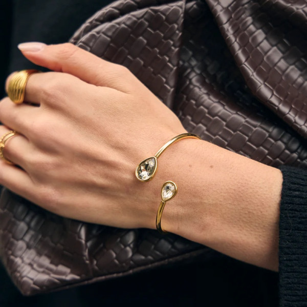 Bracelet manchette dorée ouvert par l'avant avec cristaux de verres en goutte - 2