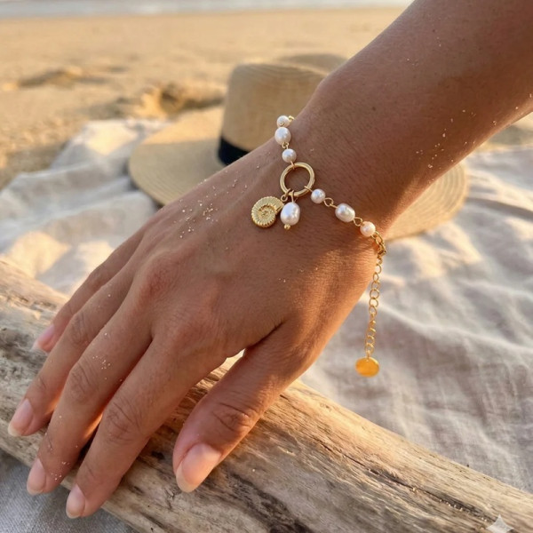 Bracelet Doré Chaîne & Perles Nautile – Élégance Océan Chic - 1