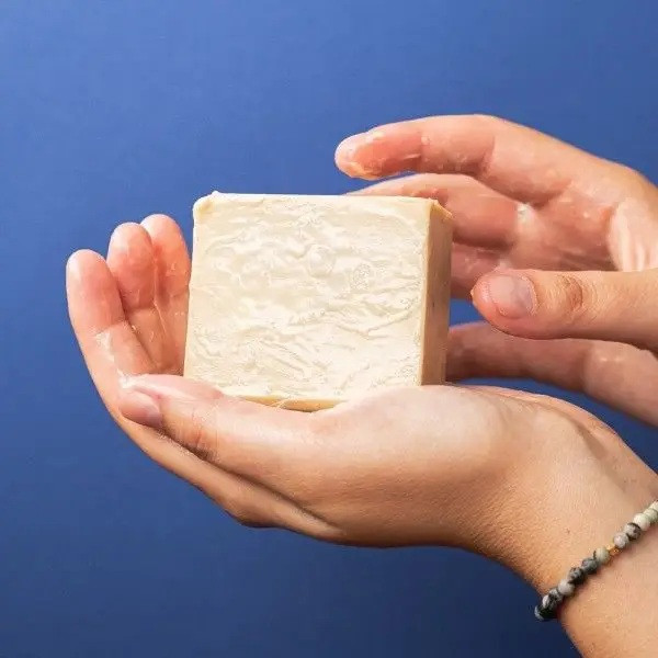 Savon Dermo Soin Peaux Stressées Bio – Savon Surgras Apaisant - Ballot-Flurin - 2
